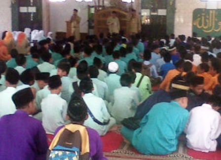 Ribuan siswa SD se-Tanjungpinang adakan doa bersama.jpg